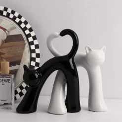 Heart-Shaped Cat Ornaments - Image 6