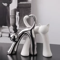 Heart-Shaped Cat Ornaments - Image 2