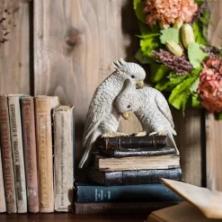 Retro Parrot Auspicious Bird Resin Artwork Ornament - Image 6
