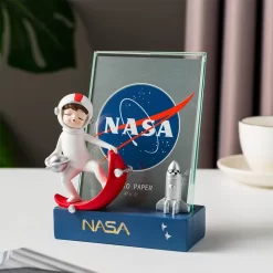 Home Decoration Creative Astronaut Picture Frame - Image 5