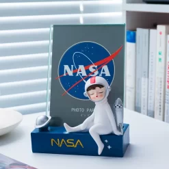 Home Decoration Creative Astronaut Picture Frame - Image 3