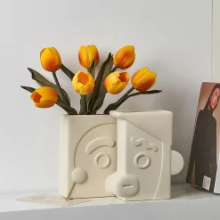 Geometric Vase Decoration - Image 4