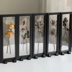 Transparent Flower Plant Display Frame - Image 2