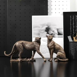 European Vintage Panther Statue - Image 3