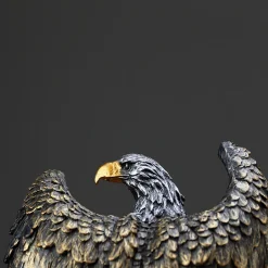Retro Eagle Sculpture - Image 4