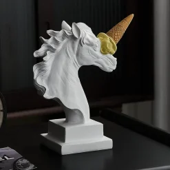 European Ice Cream Smashing Horse Head - Image 3