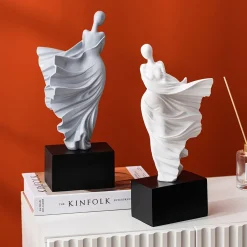 Dress Woman Sculpture Artistic - Image 3