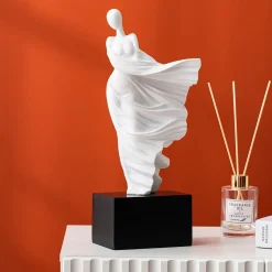 Dress Woman Sculpture Artistic - Image 4