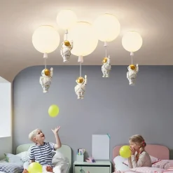 Astronaut Balloon Ceiling Lamp - Image 3